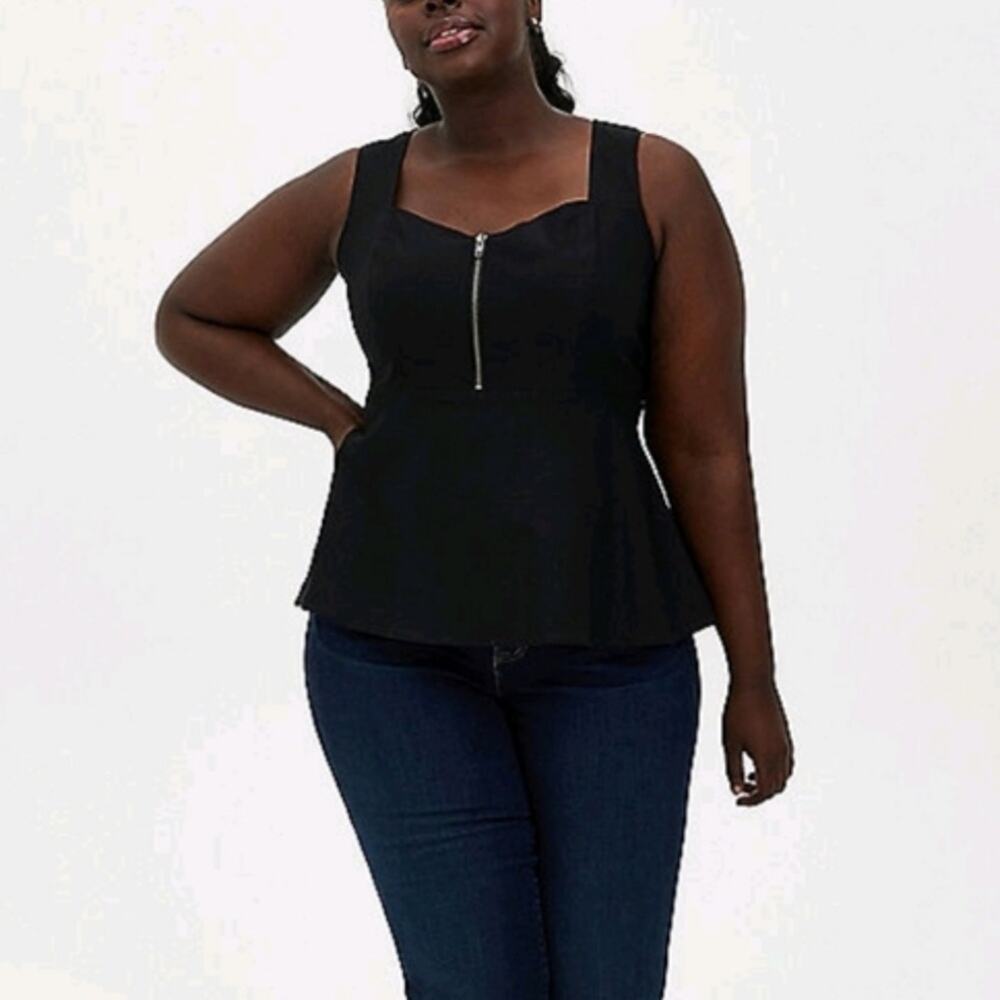 Torrid Black Sweetheart Neck Line Peplum Zipper Detail Neutral Tank Top L12